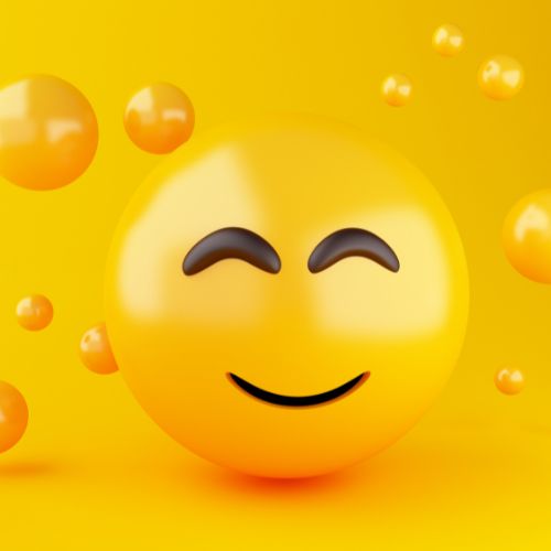 Smile DP – A cheerful and radiant profile picture capturing pure happiness and positivity.