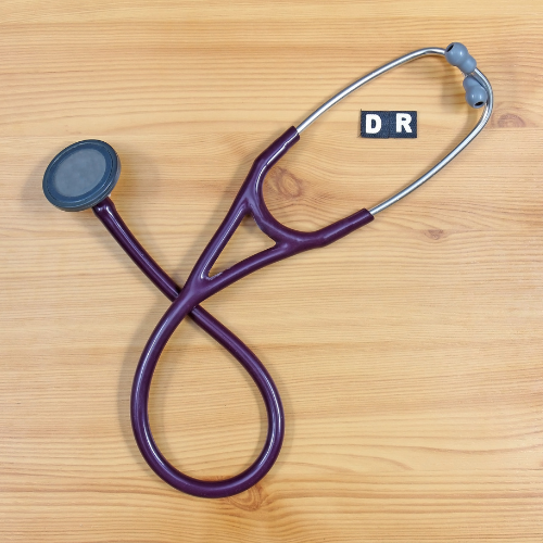DR WITH STETHOSCOPE